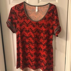 NWT LulaRoe Classic T